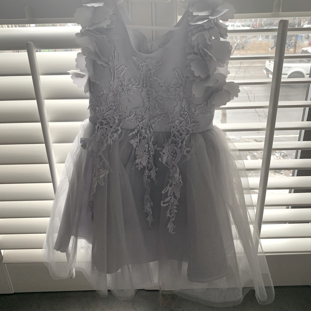 Trish Scully formal dress - light grey- 4T